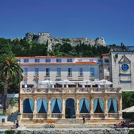 Διαμέρισμα Two Bedroom Amazing In *